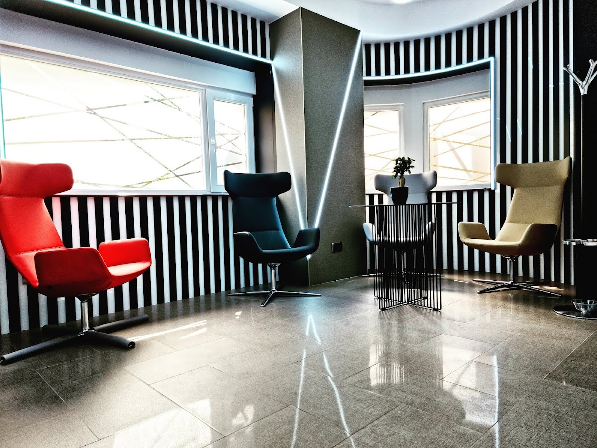 DentalMed Luxury Primăverii photo 8