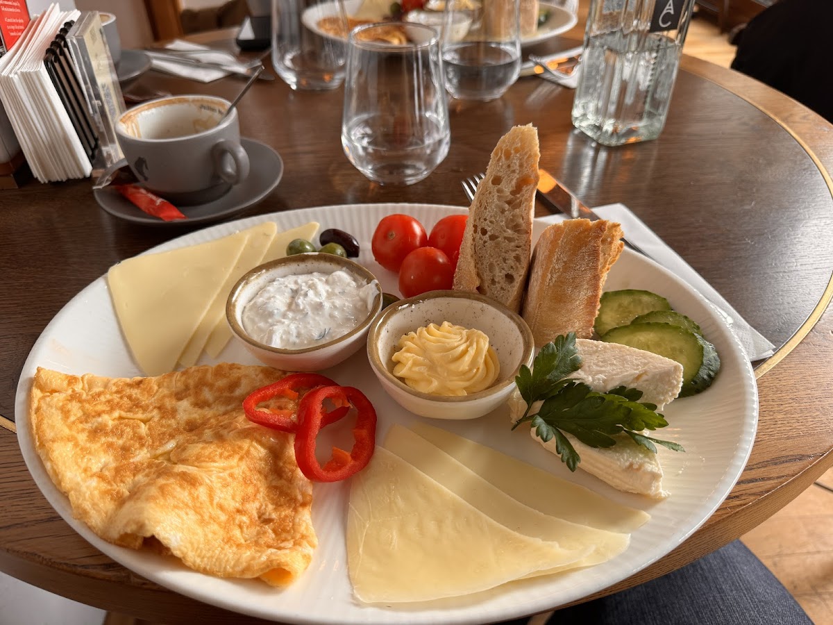 Restaurant Hanu' lui Manuc photo 4